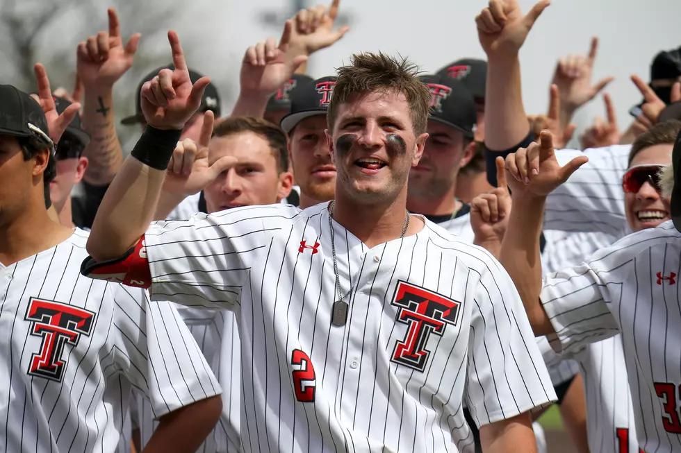 Texas Tech Baseball Slides Into Winners Bracket in Good Position